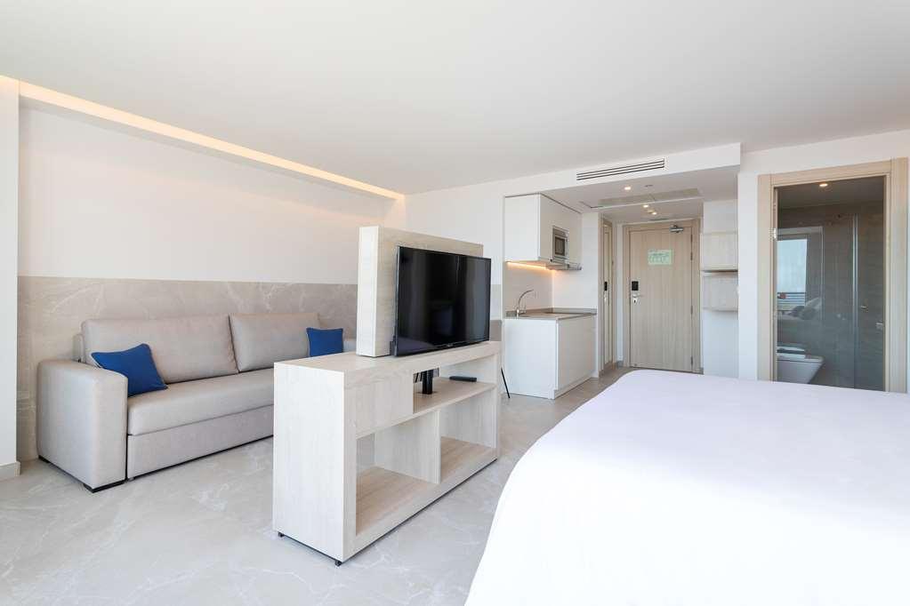 Halley Hotel & Apartments Affiliated By Melia Benidorm Quarto foto