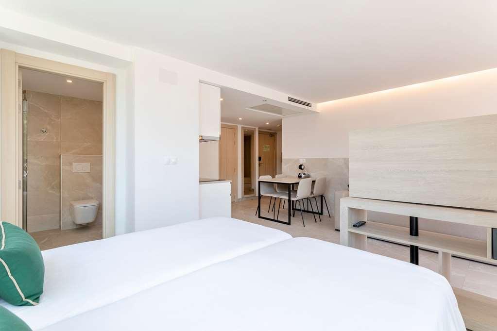 Halley Hotel & Apartments Affiliated By Melia Benidorm Quarto foto