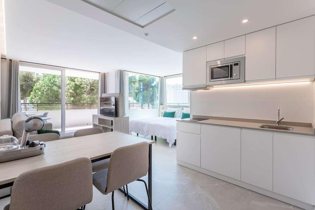Halley Hotel & Apartments Affiliated By Melia Benidorm Quarto foto