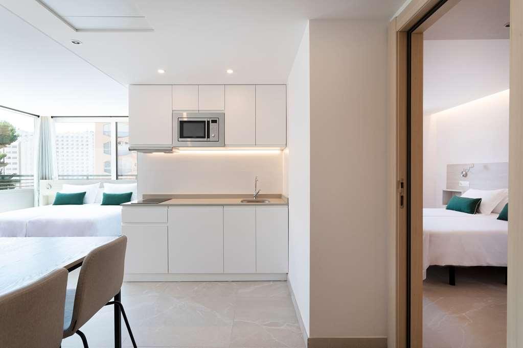 Halley Hotel & Apartments Affiliated By Melia Benidorm Quarto foto
