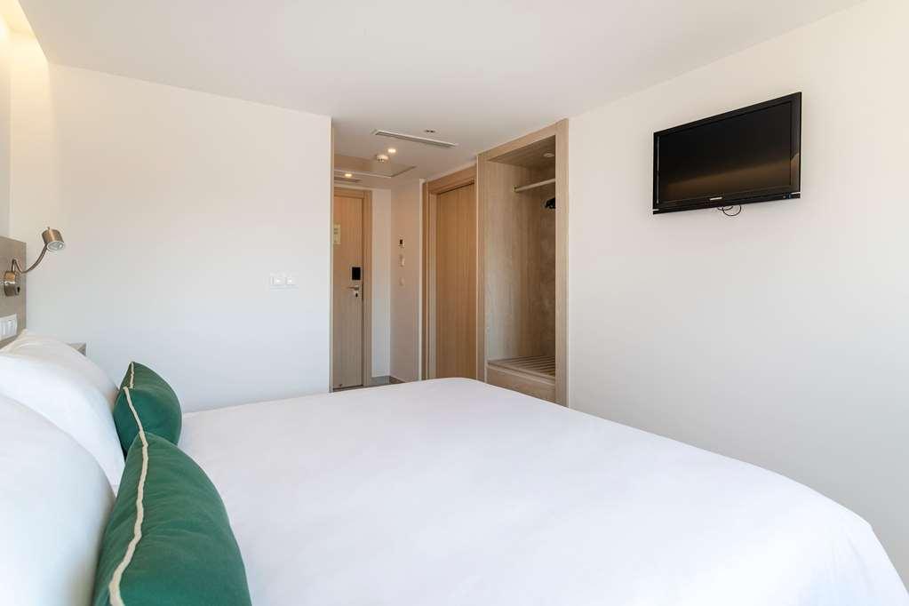 Halley Hotel & Apartments Affiliated By Melia Benidorm Quarto foto